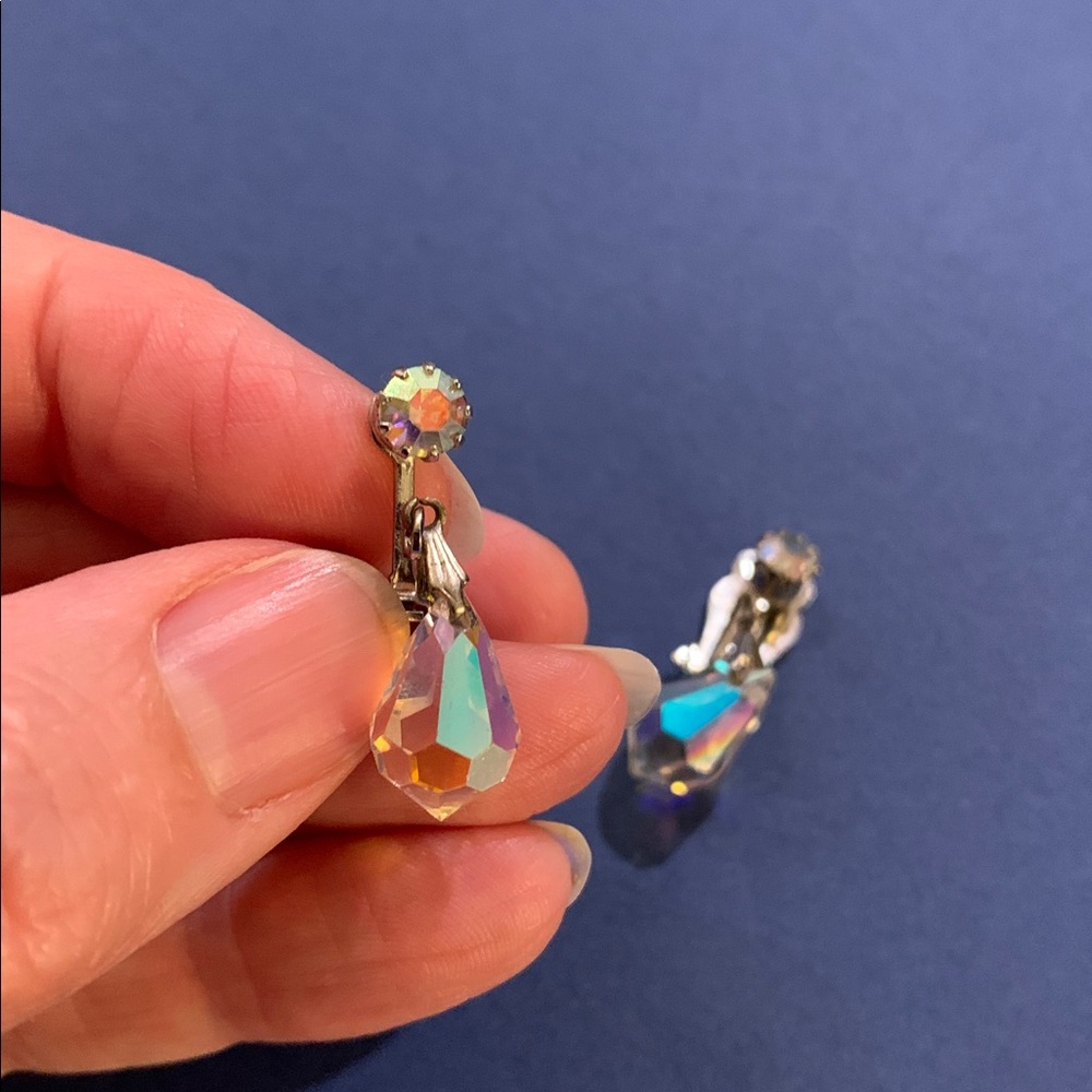 Aurora borealis white Austrian crystals 1” clip earrings silver tone